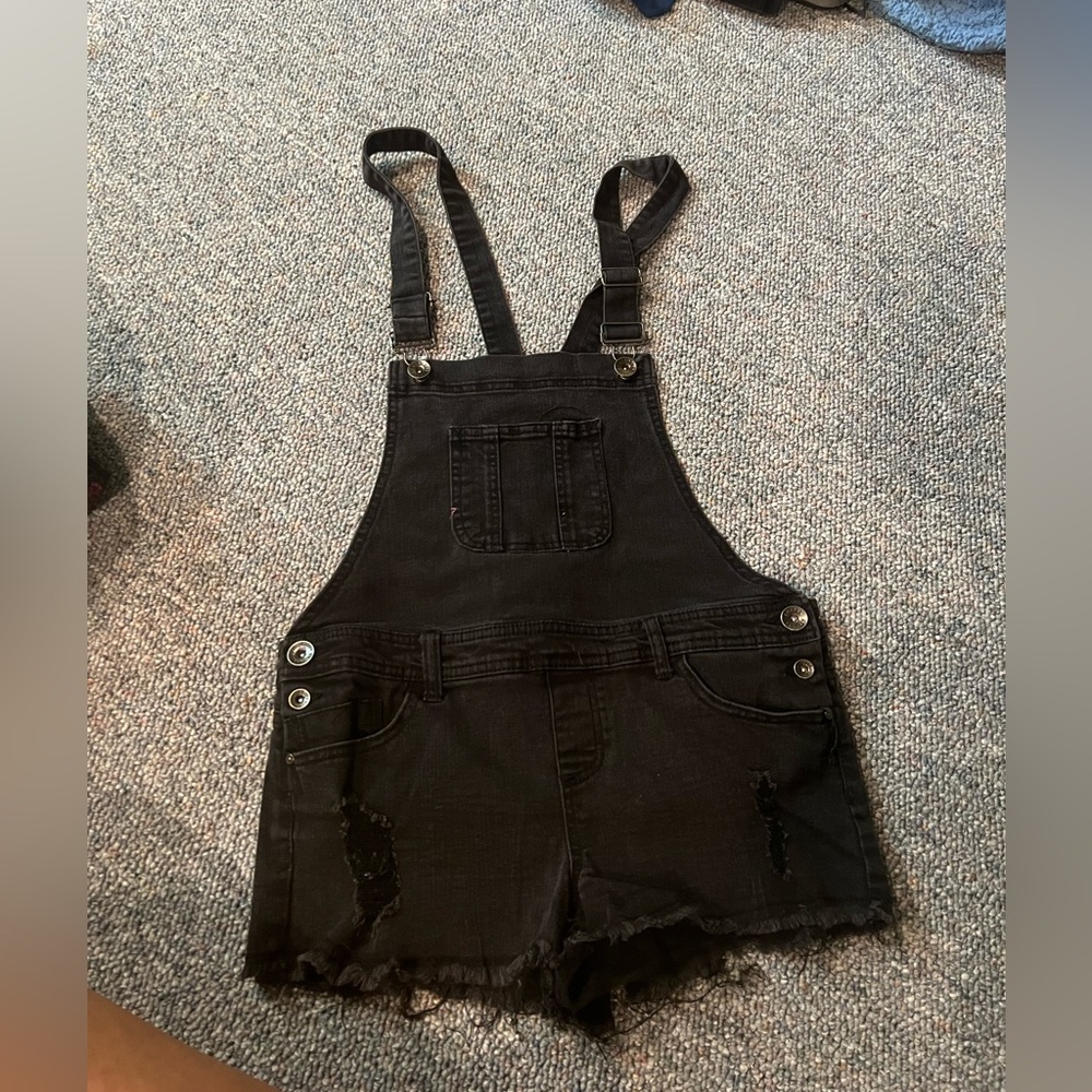 Empyre overall shorts 9
